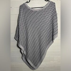 White House Black Market gray poncho, metallic thread. Womens size medium.